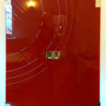 Ante riverniciate di rosso